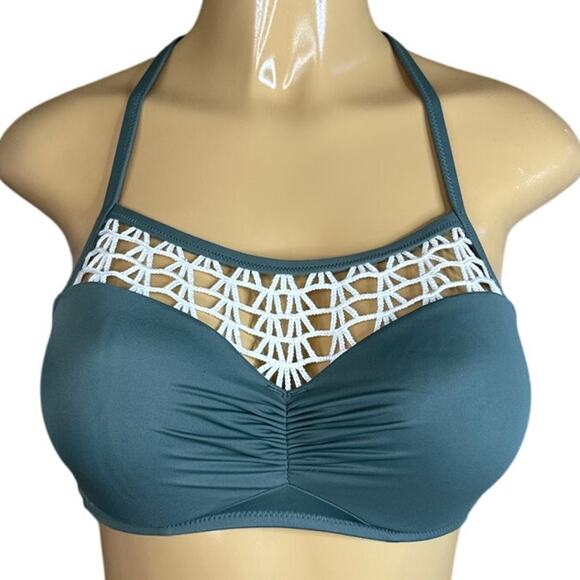 Shade & Shore Halter Bikini Top Crochet Olive Green Size 34D - Picture 1 of 9